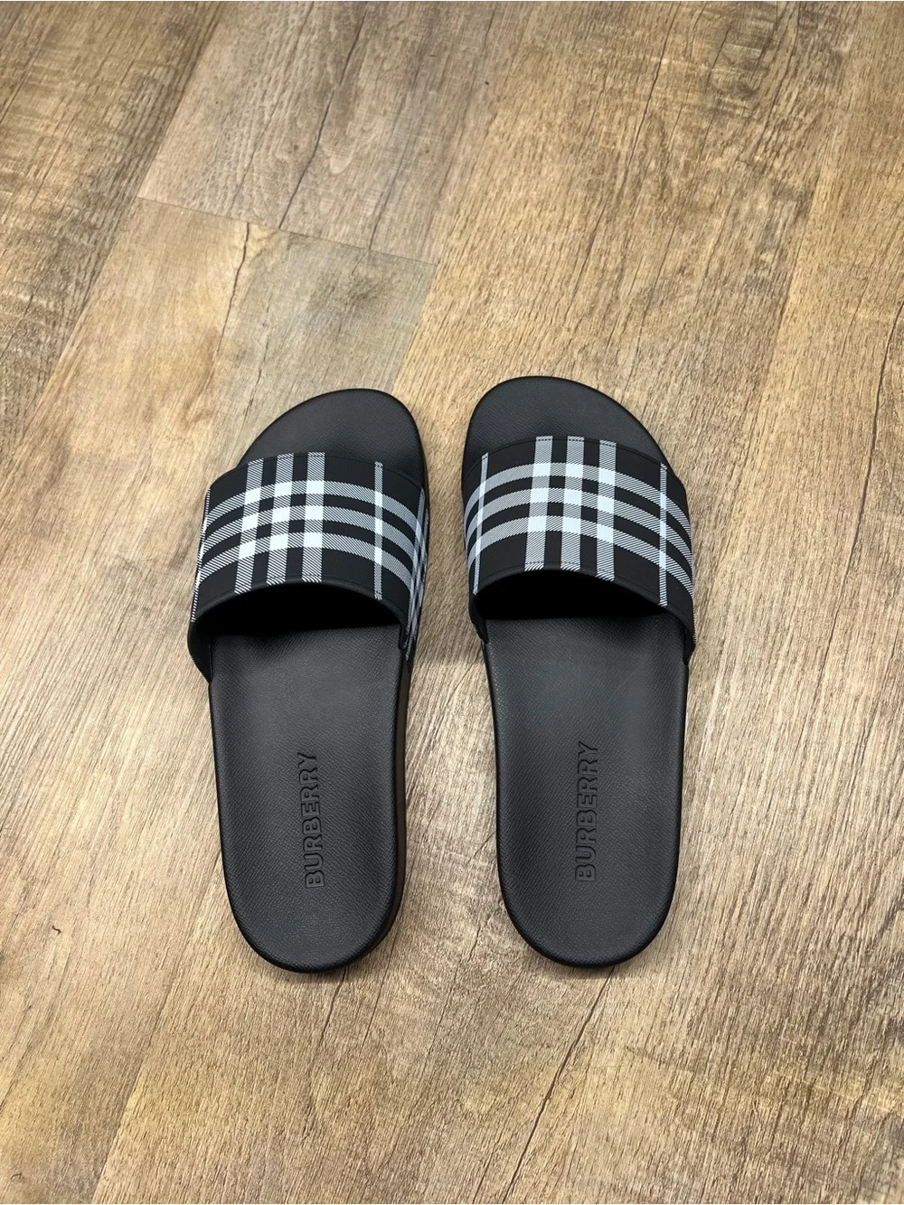 Burberry Black Plaid Slide Sandals for Men SIZES 42 EU-44 EU